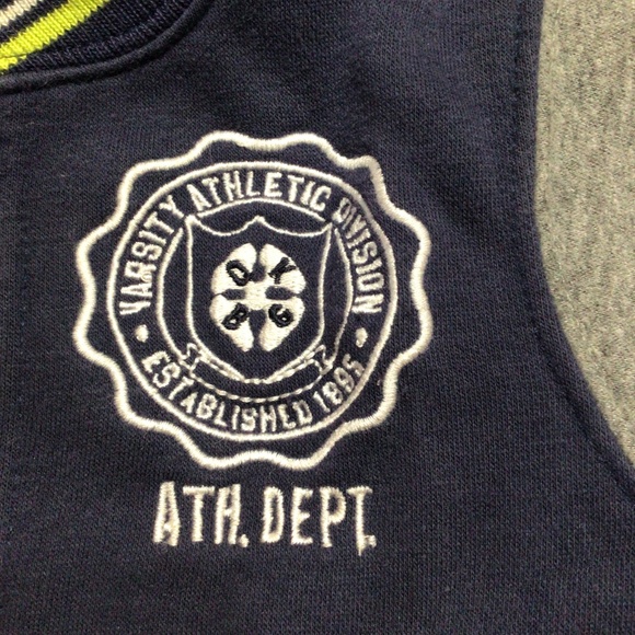 Oshkosh jacket and jeans - Picture 9 of 10